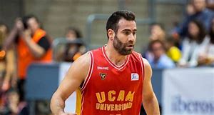 Carlos CABEZAS
