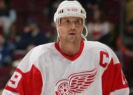 Steve YZERMAN