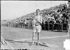 Archie HAHN