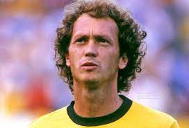 Paulo Roberto FALCAO