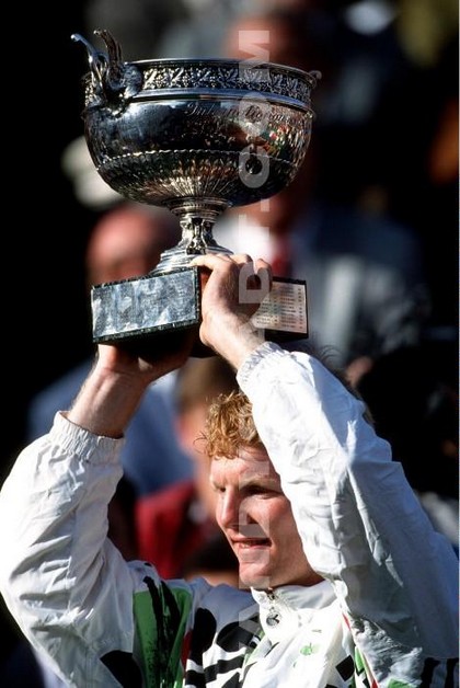 Jim COURIER
