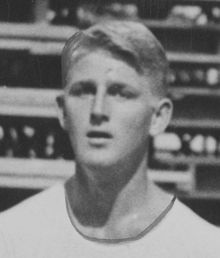 Lew HOAD
